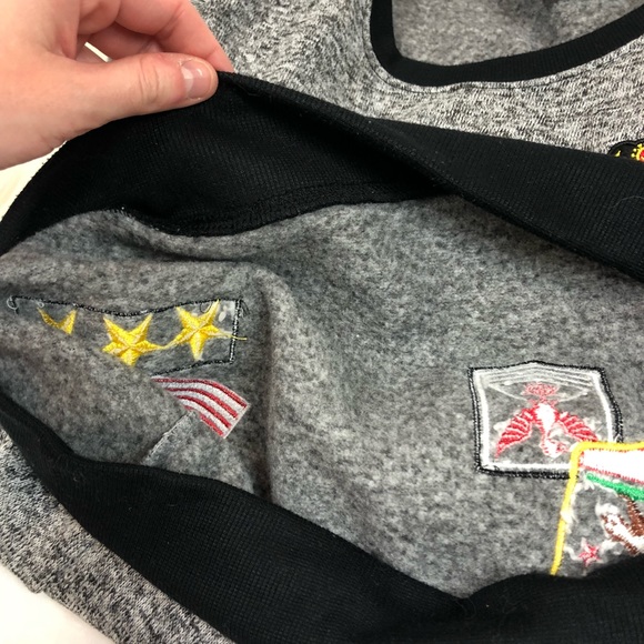 Bobbie Brooks Military Patches Army Sweater Navy - Picture 6 of 6